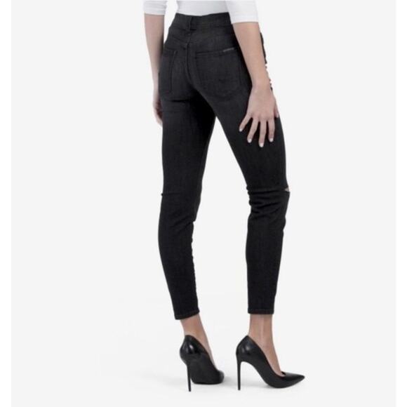 NWT HUDSON Natalie Mid-Rise Super Skinny Ankle Jeans Size 29 - Picture 2 of 12